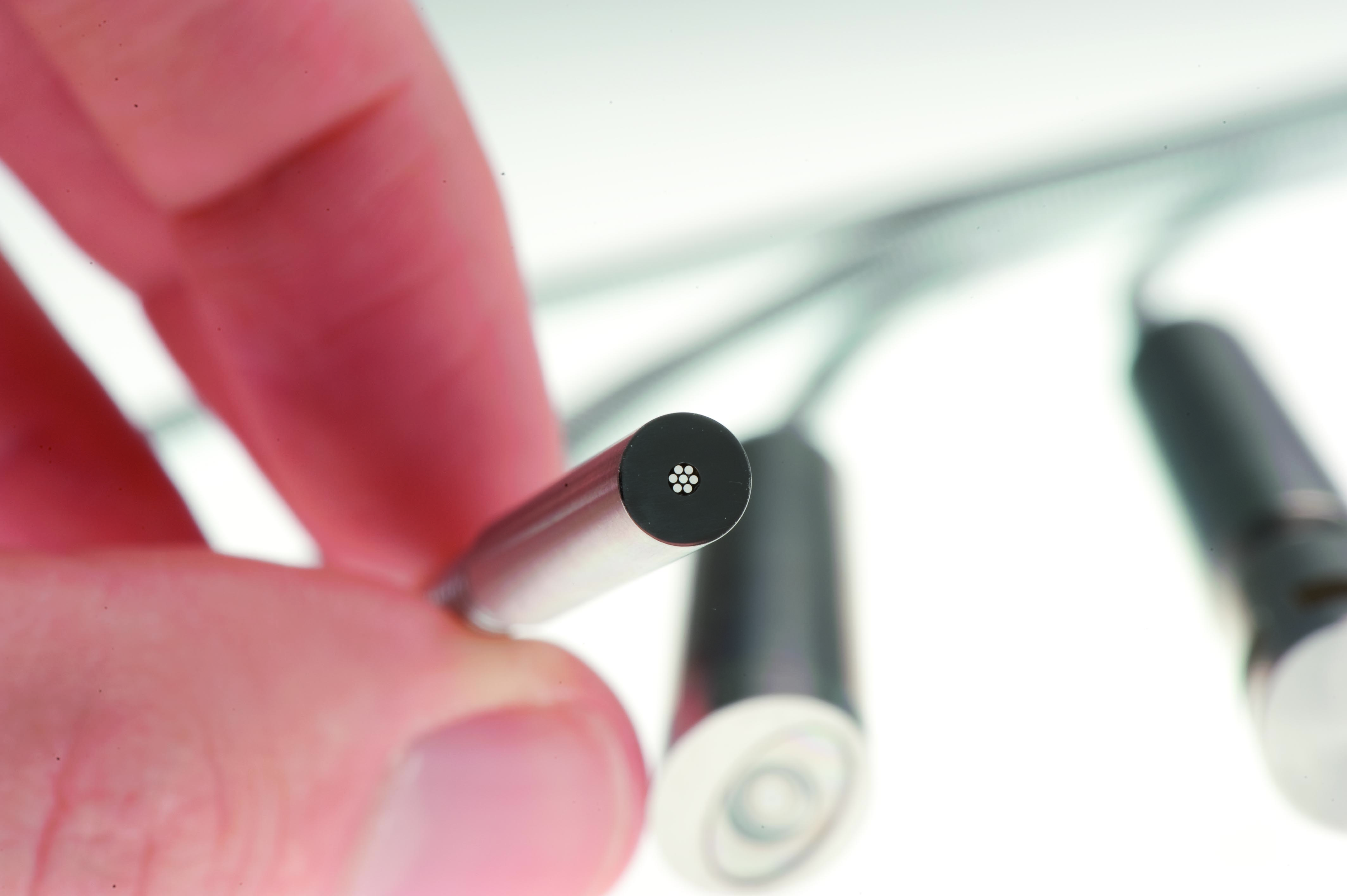 帶小型探針?lè)瓷涮筋^